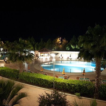 Oasiclub Hotel - Appartamenti Vieste Ngoại thất bức ảnh